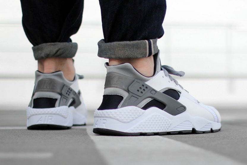 nike huarache grey black