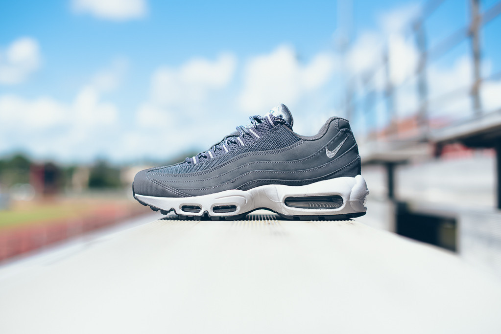 Nike Air Max 95 Wolf Grey Available | WAVE®