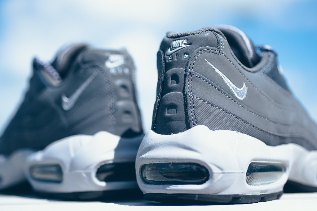 air max 95 wolf grey dark grey