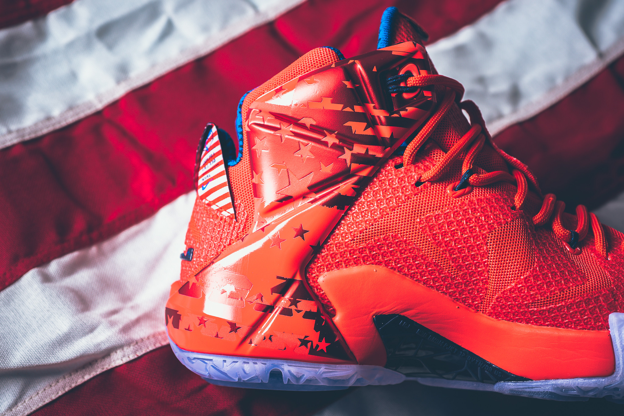 nike lebron 12 independence day