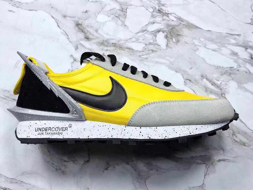 Undercover Nike Waffle Racer : Closer 