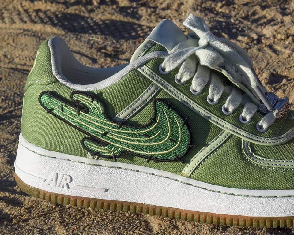 travis scott 1s green