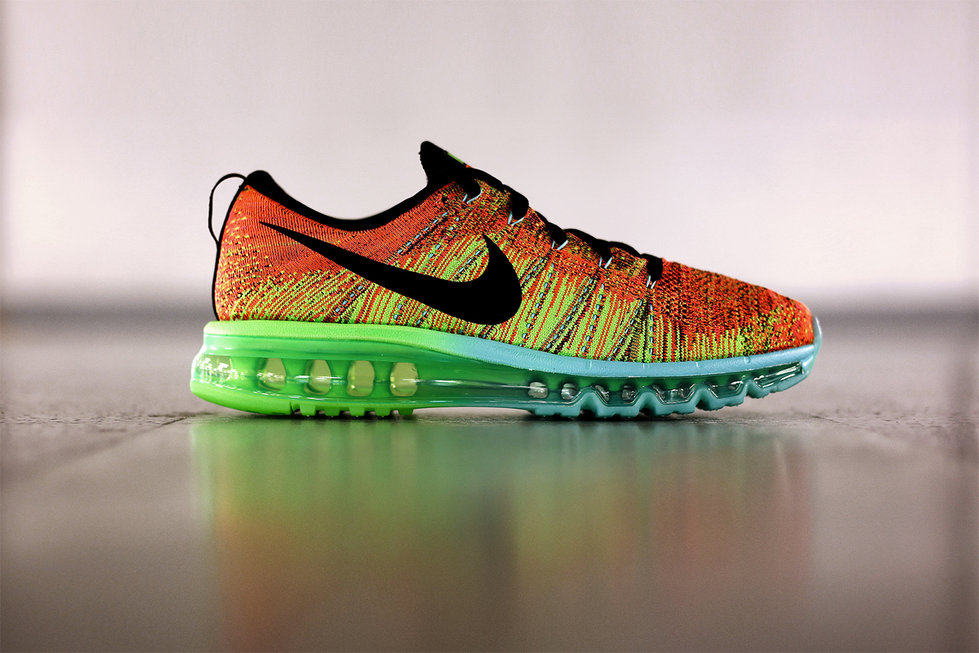 Nike Flyknit Air Max 'Multicolor' | WAVE®