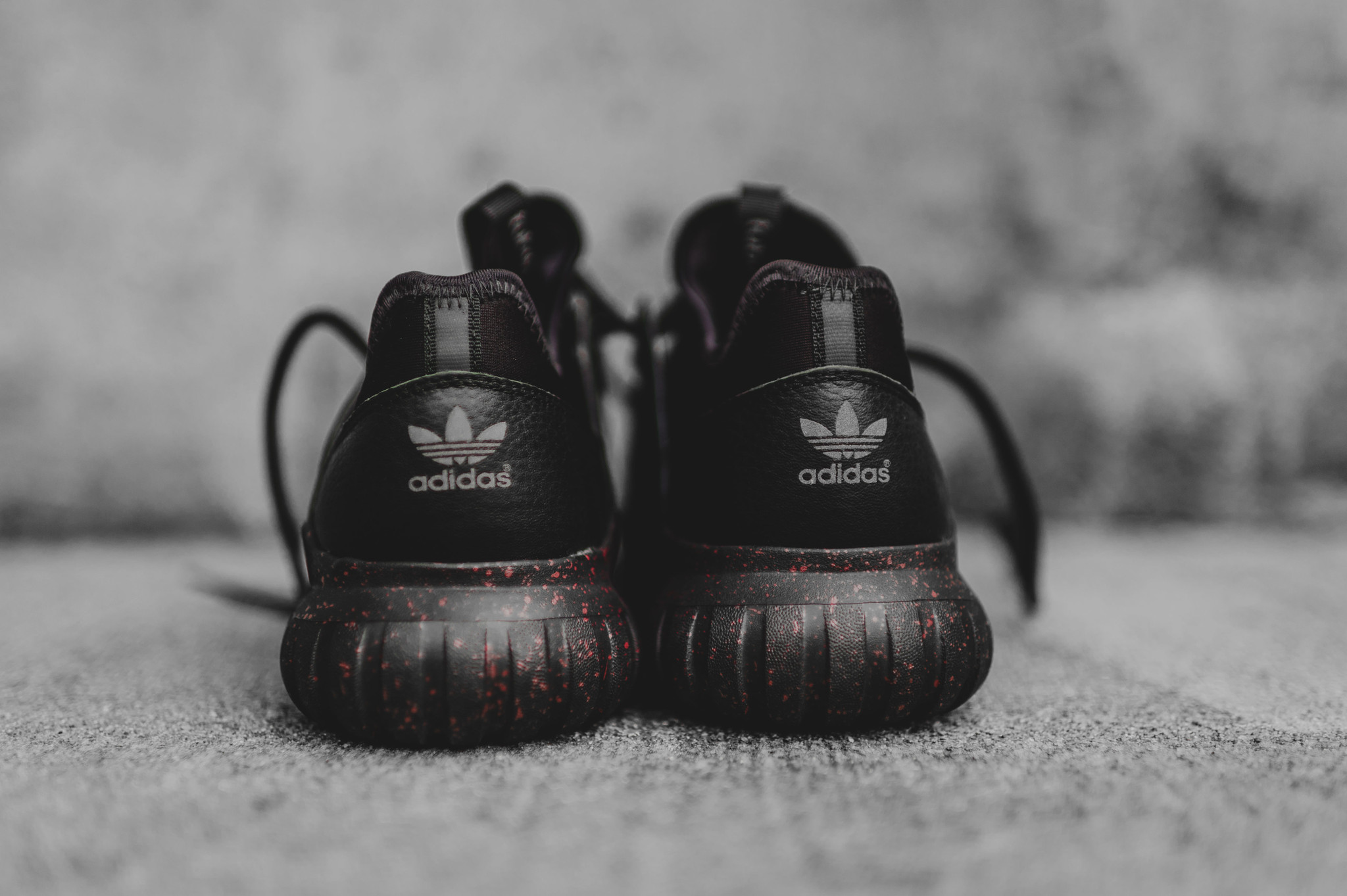 adidas tubular radial maroon