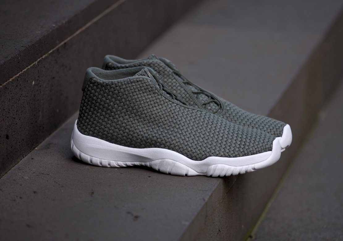 jordan future green