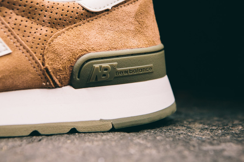 new balance 990 cer