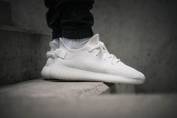 Adidas Yeezy Boost 350 V2 Cream White : Release Date - Wave