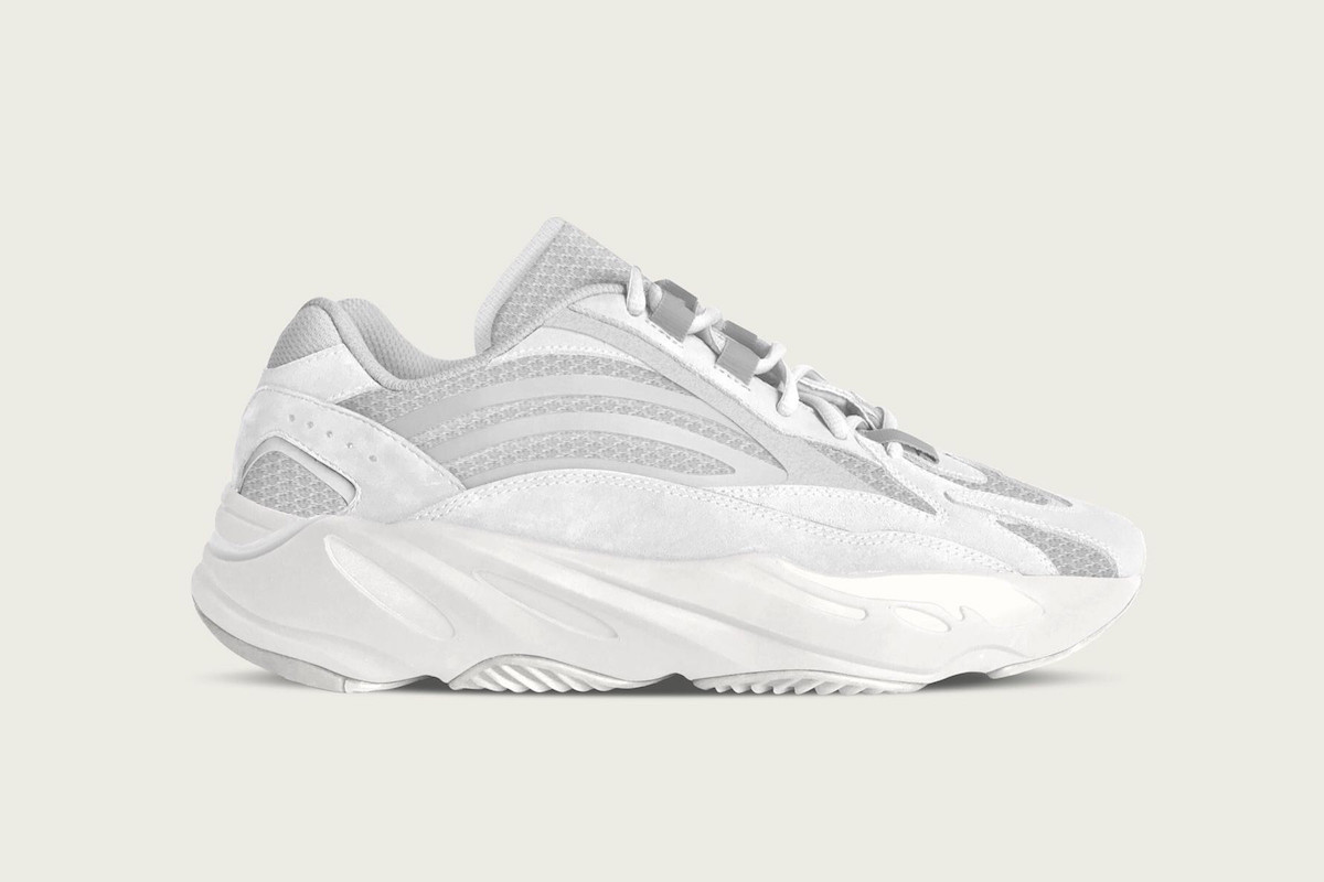 yeezy blanche grise