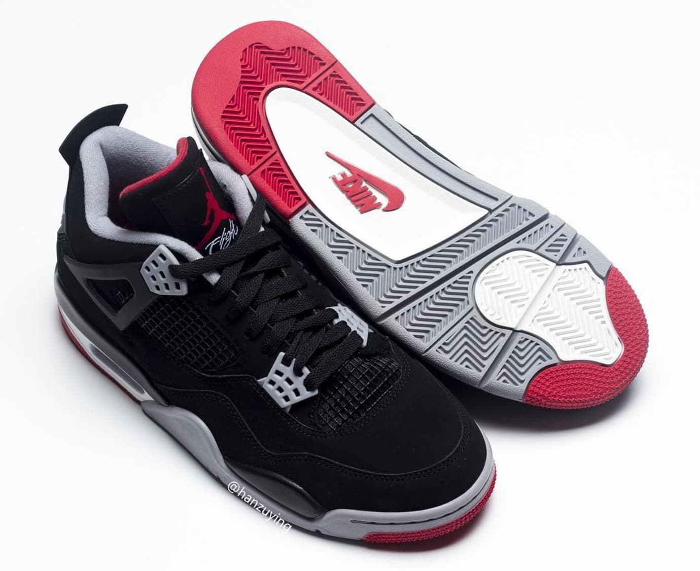 La Air Jordan 4 Bred se dévoile en 