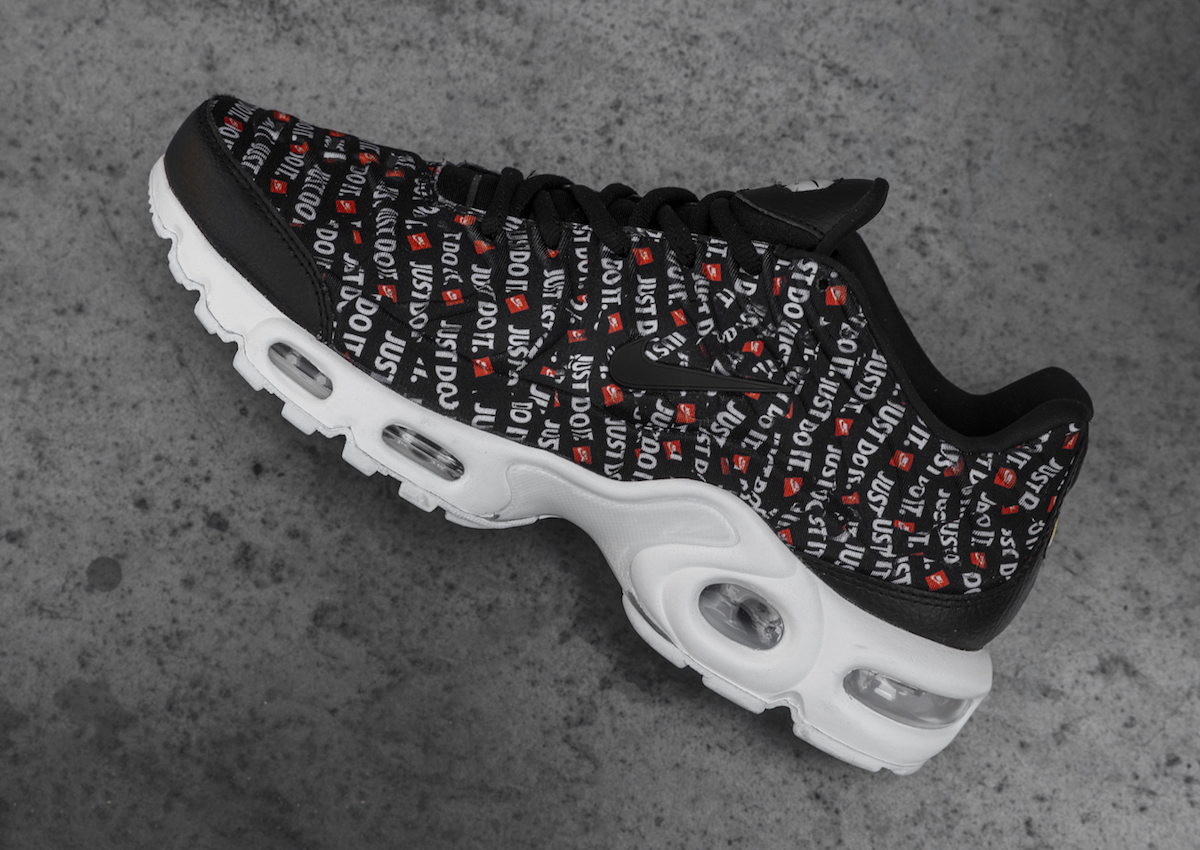 nike air max plus just do it