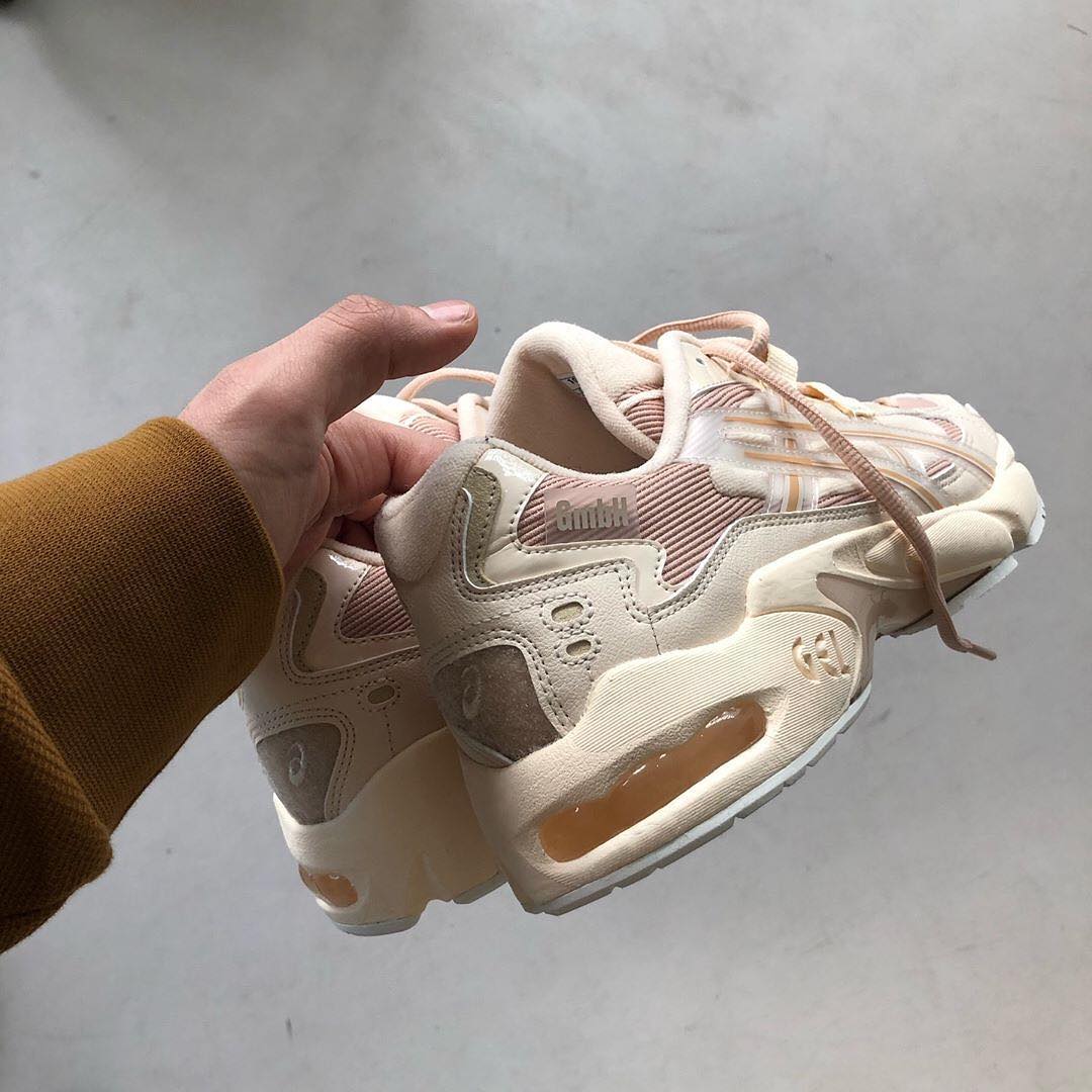 gmbh x asics kayano