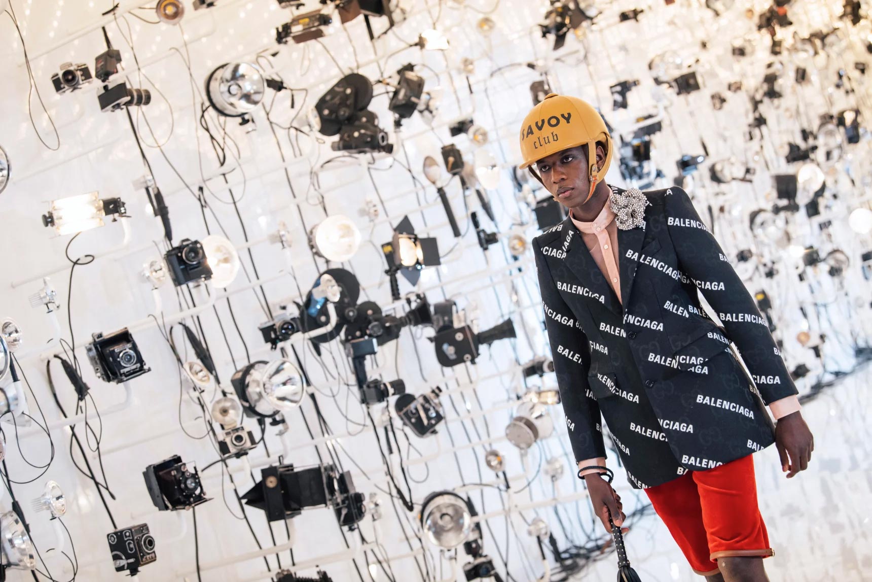 Ok Boomer : Gucci x Balenciaga | WAVE®
