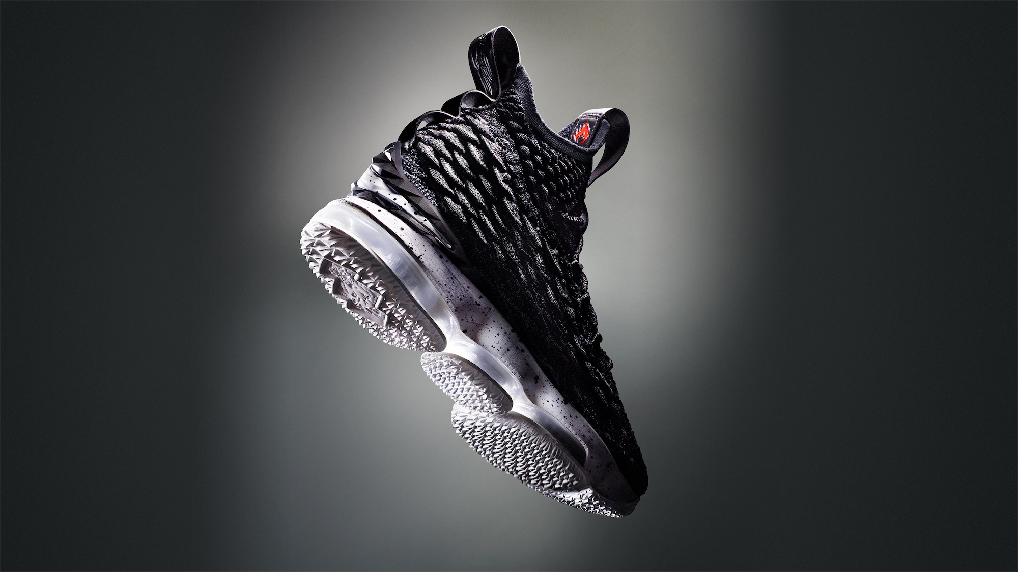 lebron 15 noir