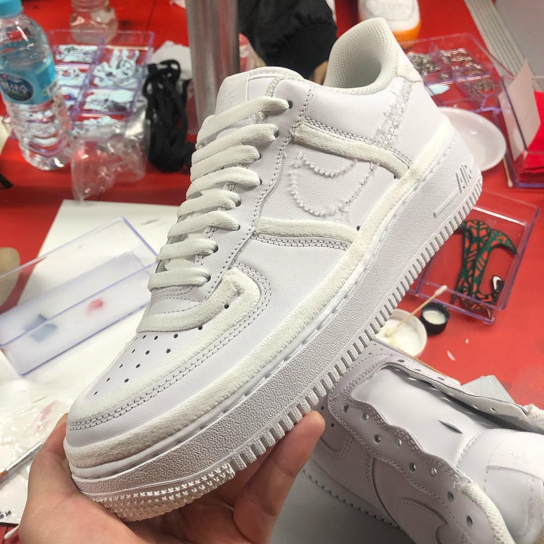 how long are af1 laces