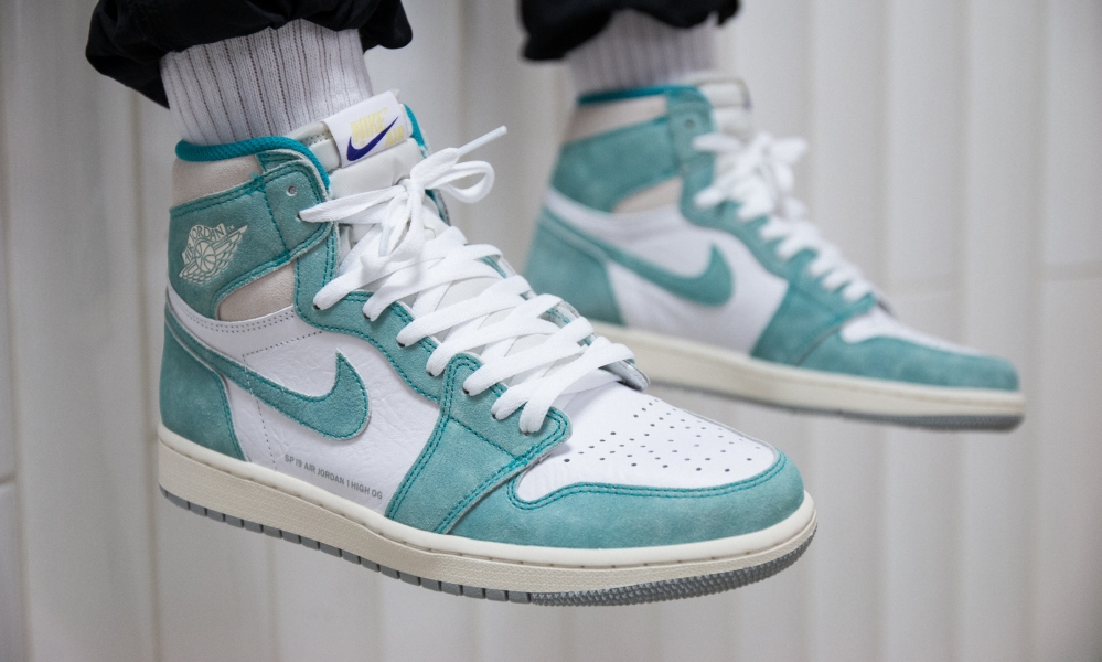 La Air Jordan 1 Turbo Green se dévoile plus en détail