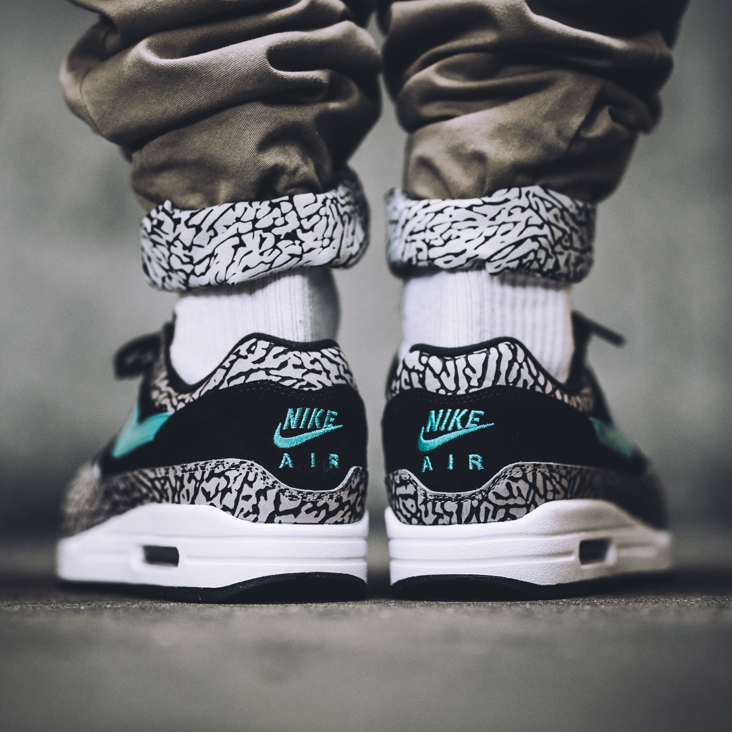 Nike Air Max 1 Atmos Elephant Retro : Release Reminder | WAVE® Nike Air Max 1 Premium Retro Atmos Elephant Medium Grey