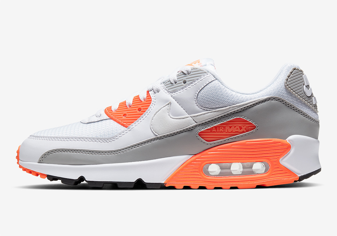 La Air Max 90 continue son retour en force avec le coloris Hyper Orange