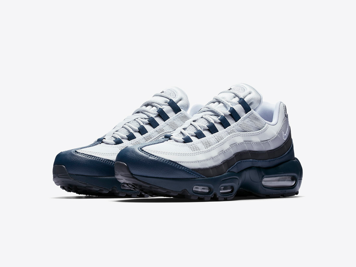 Nike Air Max 95 Yankee : Now Available 