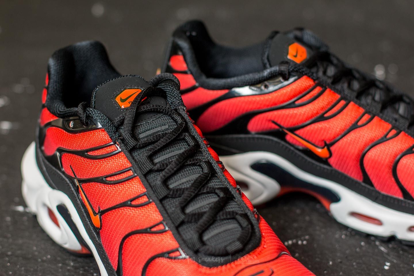 air max plus tn orange and black