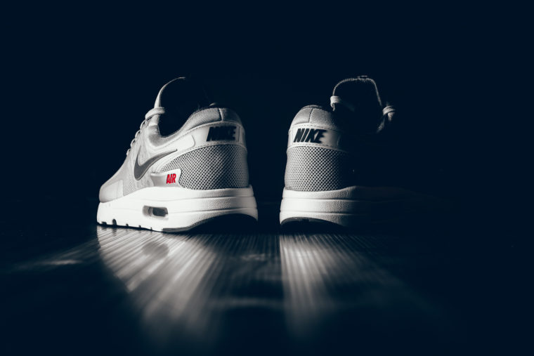 nike air max zero qs metallic silver