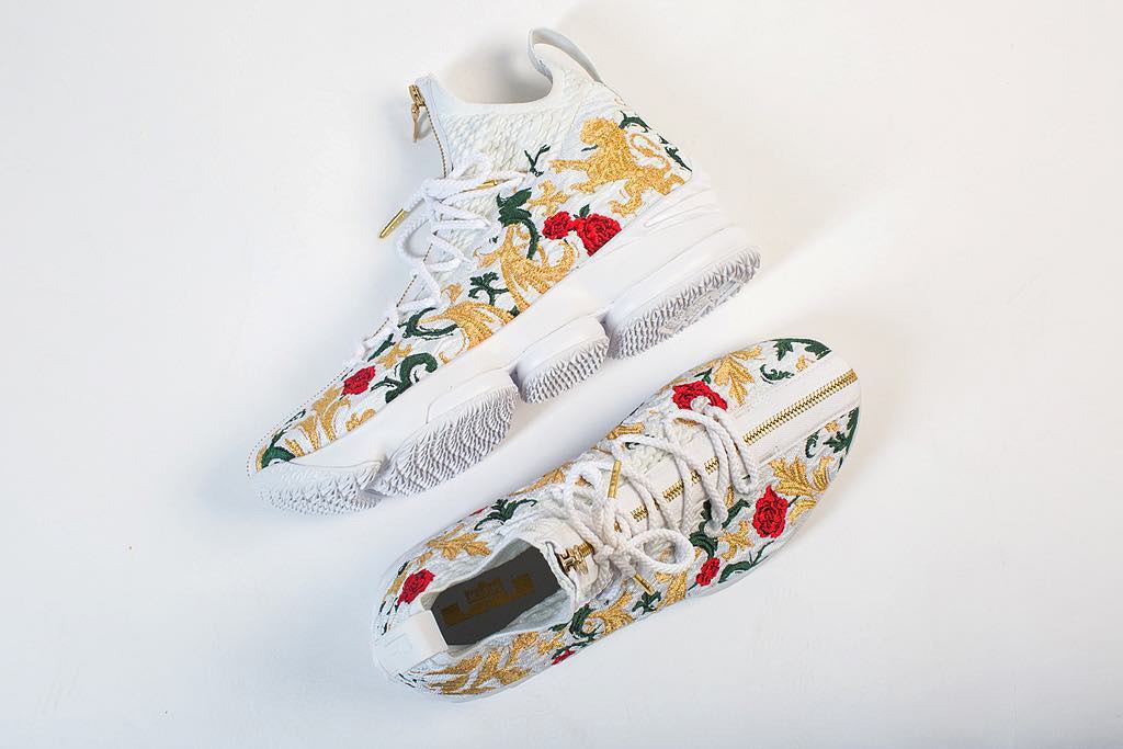 Nike Lebron 15 Floral : Preview | WAVE®