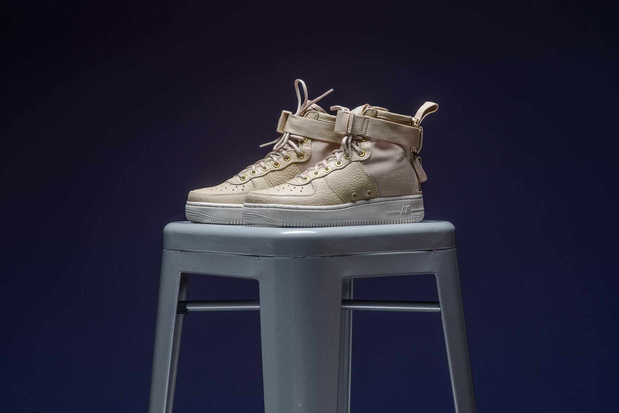 nike sf af1 mid mushroom