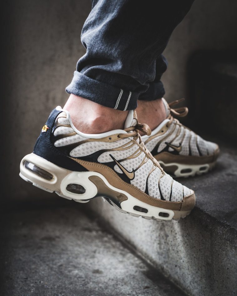 nike air max plus lab