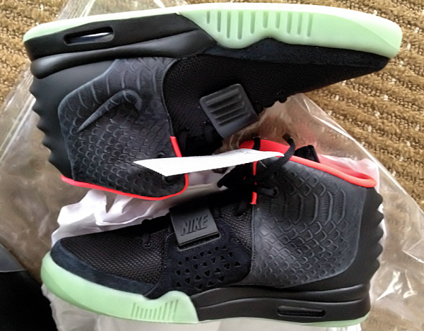 Price of the Nike Air Yeezy 2 fixed | WAVE®