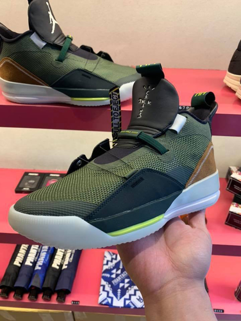 nike air jordan 33 travis scott