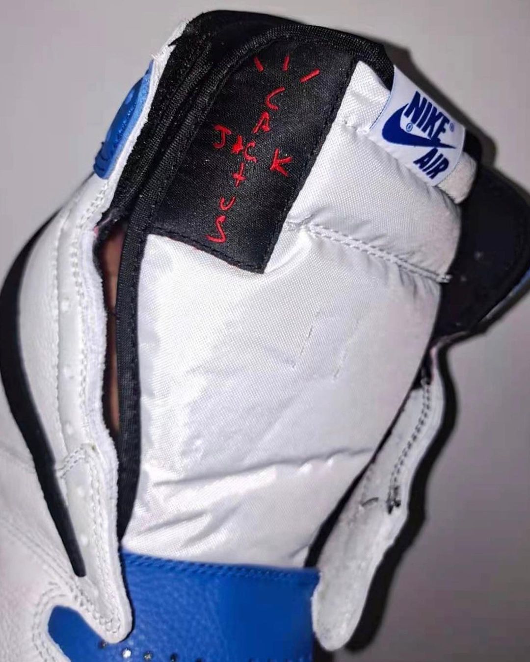 Decouvrez Les Images De La Fragment X Travis Scott X Air Jordan 1 High