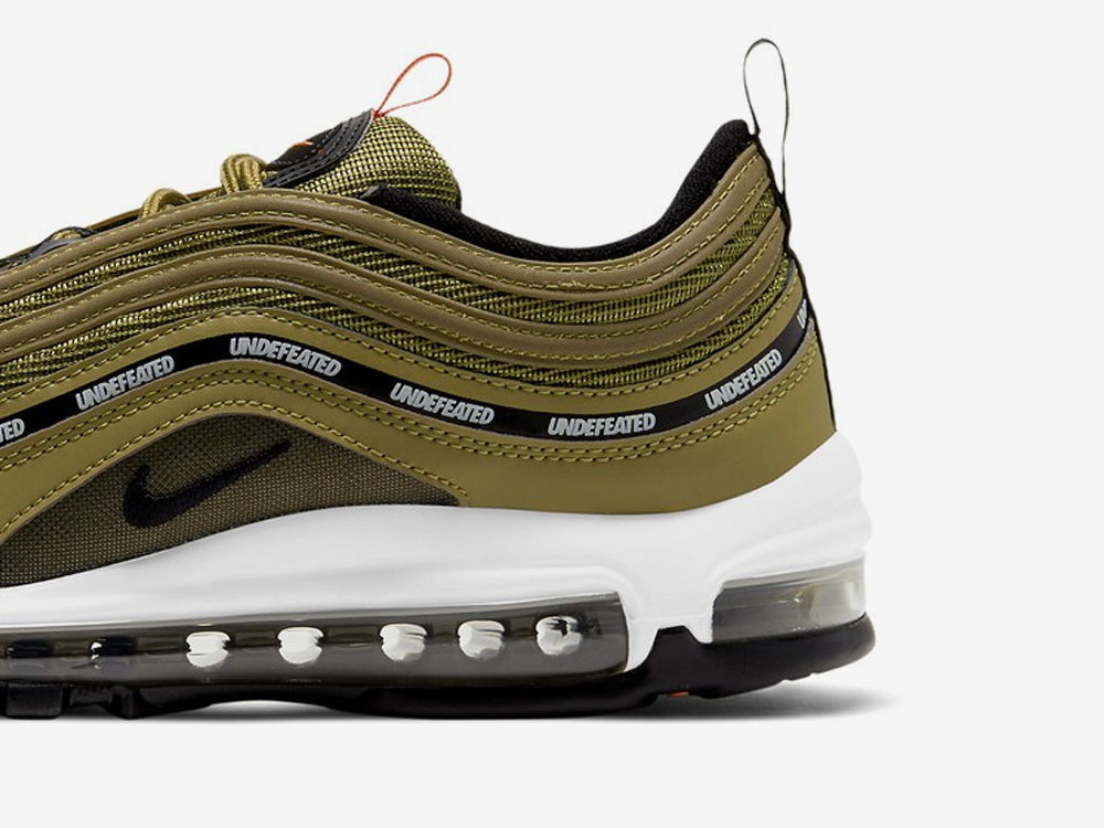 nouvelles Undefeated x Nike Air Max 97 