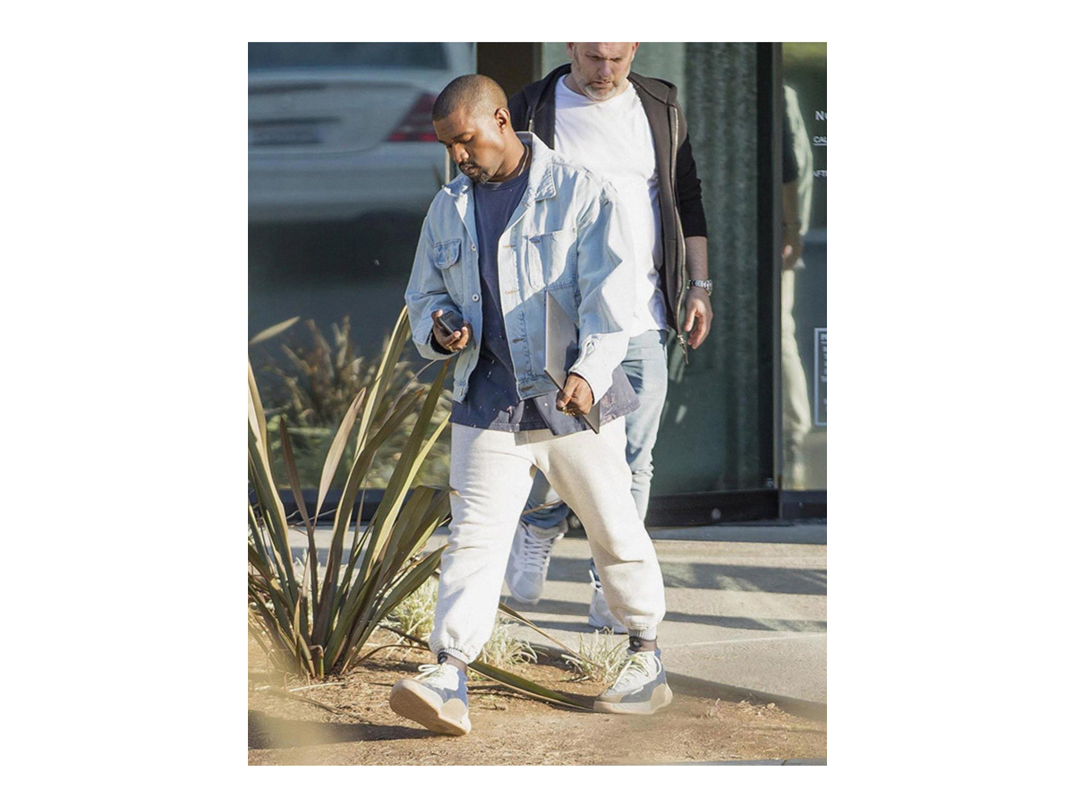 Kanye West spotted with a new Wave 