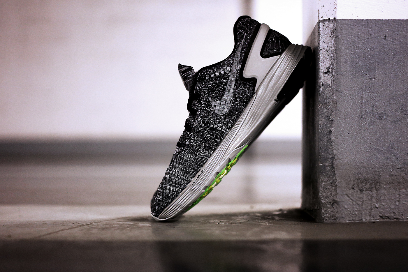 nike flyknit lunarglide