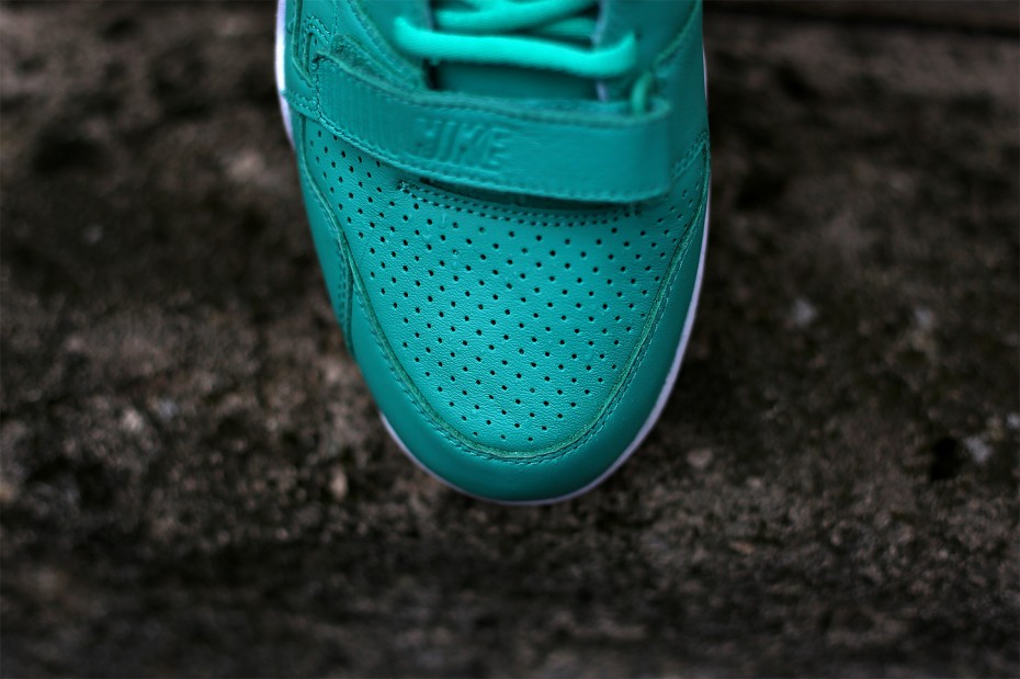 708459-300-nike-air-trainer-sc-2-low-Mint