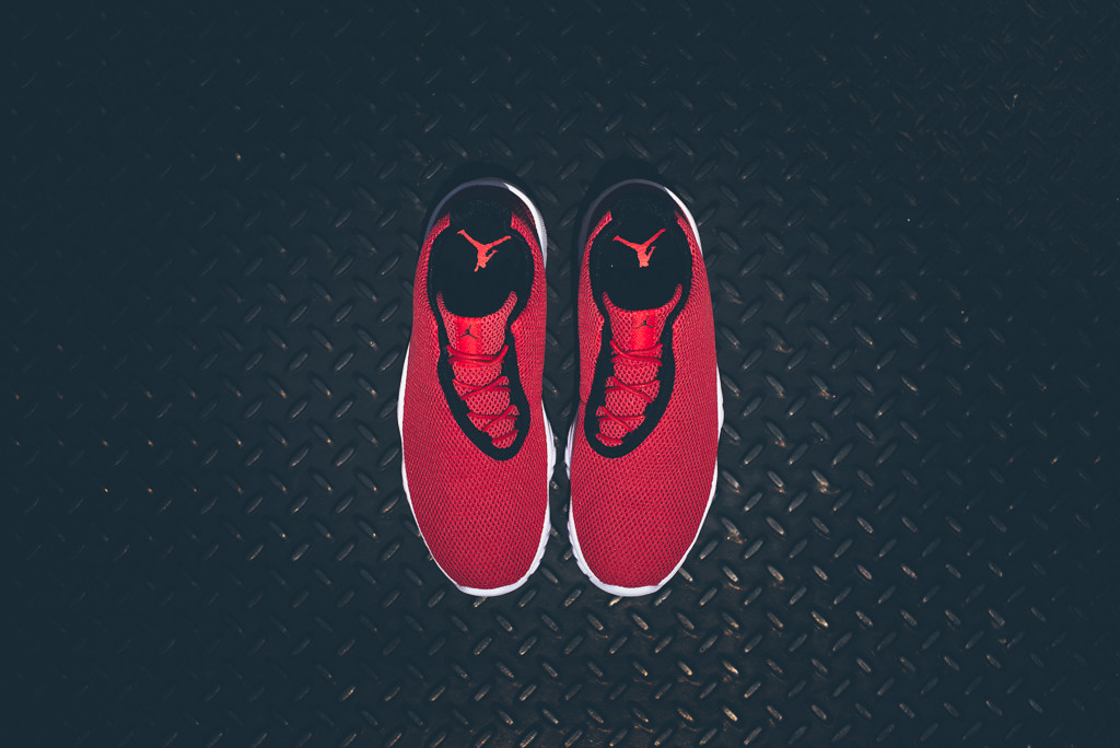 Air Jordan Future Low "Reflective Red" WAVE®