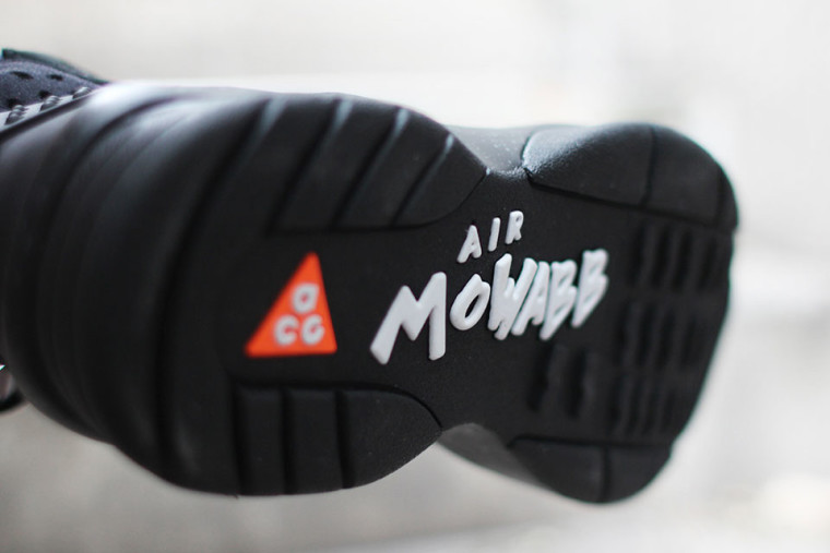 Nike Drops Mowabb in OG “Black Cat"