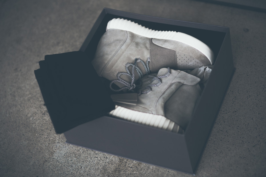 B35309-adidas-yeezy-boost-euro-release-04