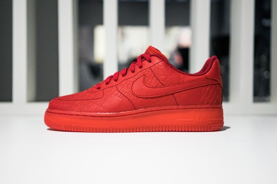A Closer Look at the Nike WMNS 2014 Holiday Air Force 1 “City” Collection
