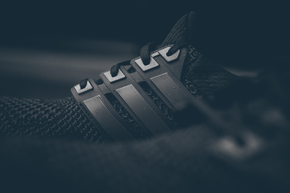 adidas-ultra-boost-blackwhite-6