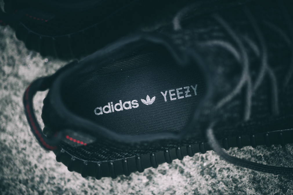 adidas-Yeezy-Boost-350-Black–Nouvelles-Images-5