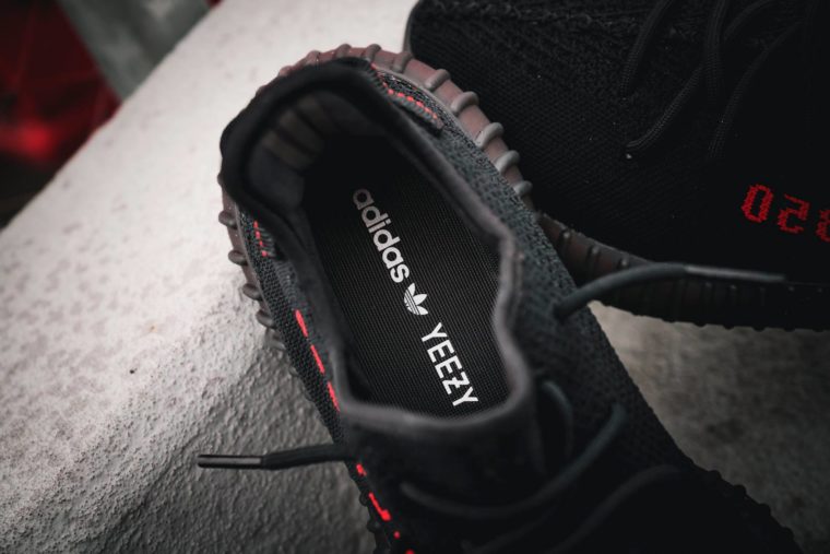 adidas Yeezy Boost 350 V2 Core Black