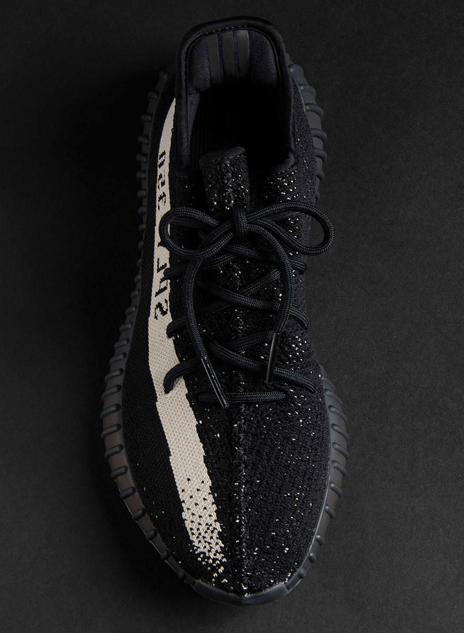 Date de sortie 2024 yeezy 350 v2 black