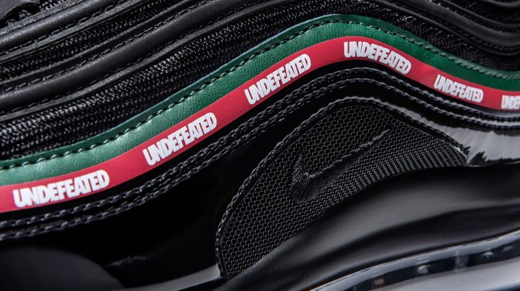collaboration avec Undefeated