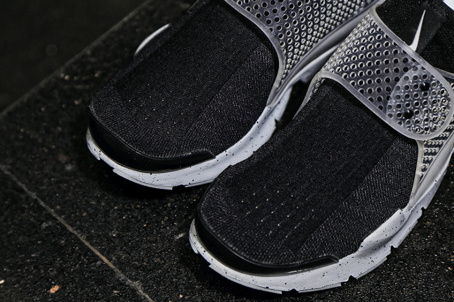 Fragment Design x Nike Sock Dart Black  _ Wolf Grey