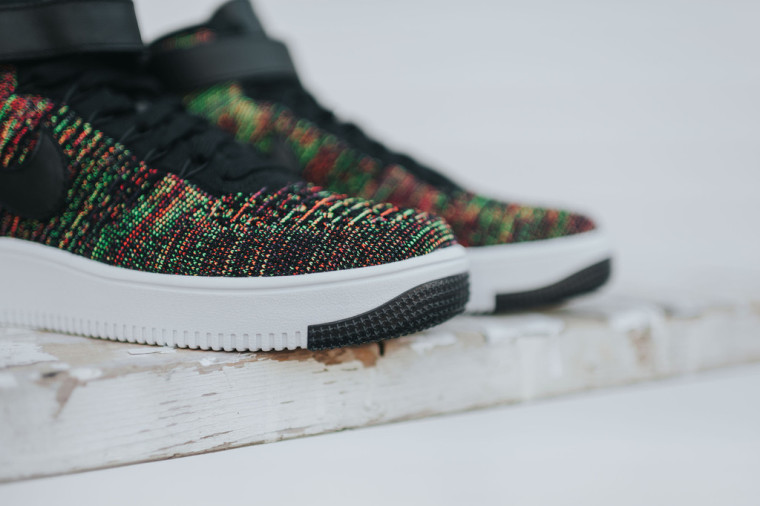 Nike Air Force 1 Mid Flyknit Multicolor