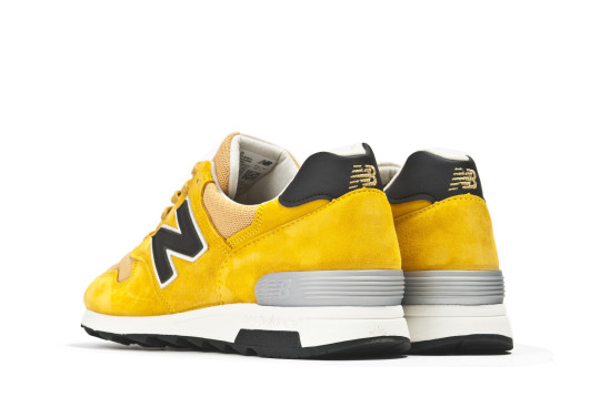 New-Balance-lost-and-found-M1400CL-Connoisseur-Guitar-Mustard-and-Black-3