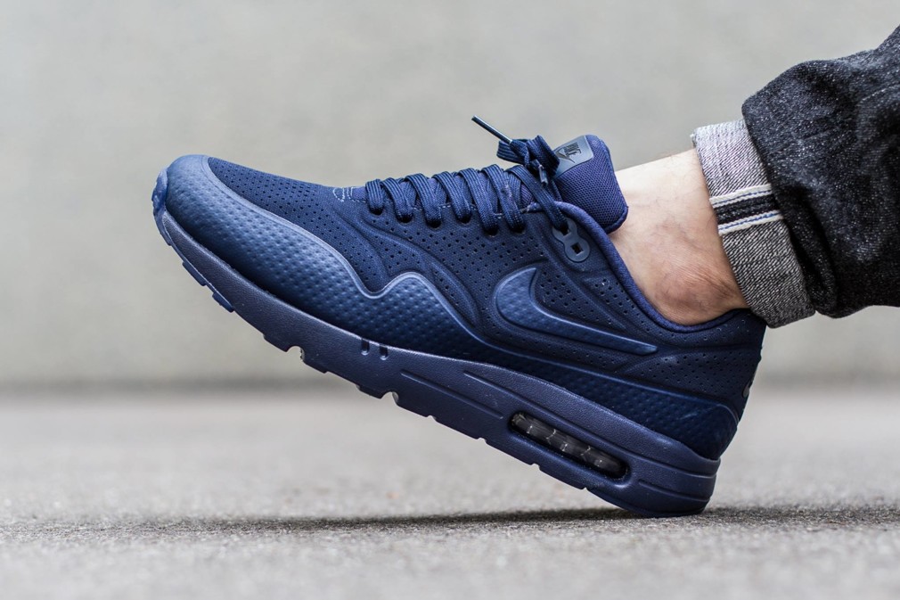 Nike-Air-Max-1-Ultra-Moire-Midnight-Navy-705297-404-1