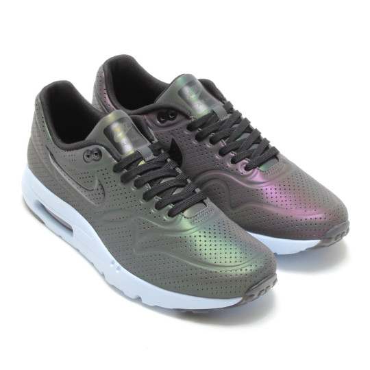 Nike-Air-Max-Ultra-Moire-Iridescent-Pack-5