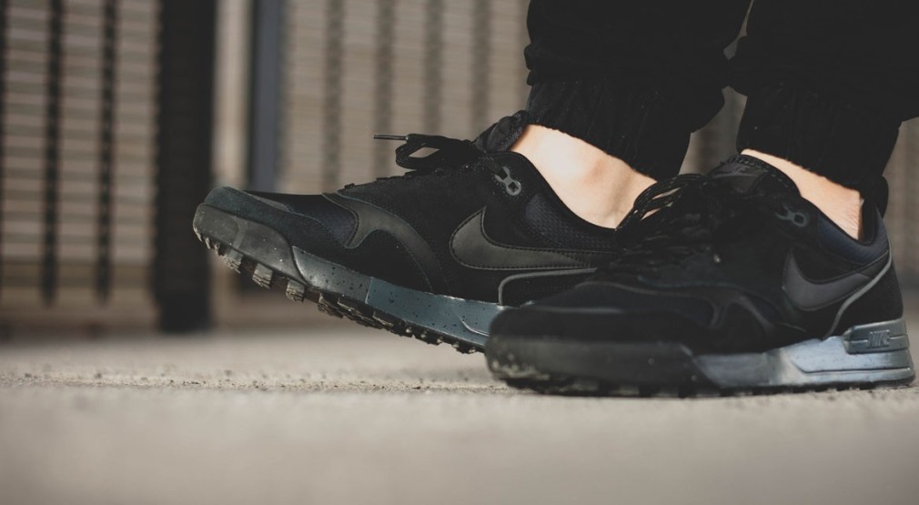 Nike-Air-Odyssey-Envision-QS-Anthracite-2