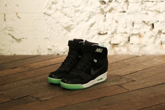 Nike Air Revolution His Hers Pack 3